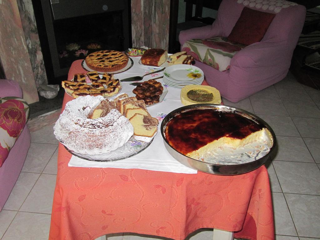 Bed and Breakfast Montagne Rocciose Frascineto Exterior foto